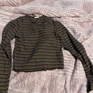 Long sleeve crop top